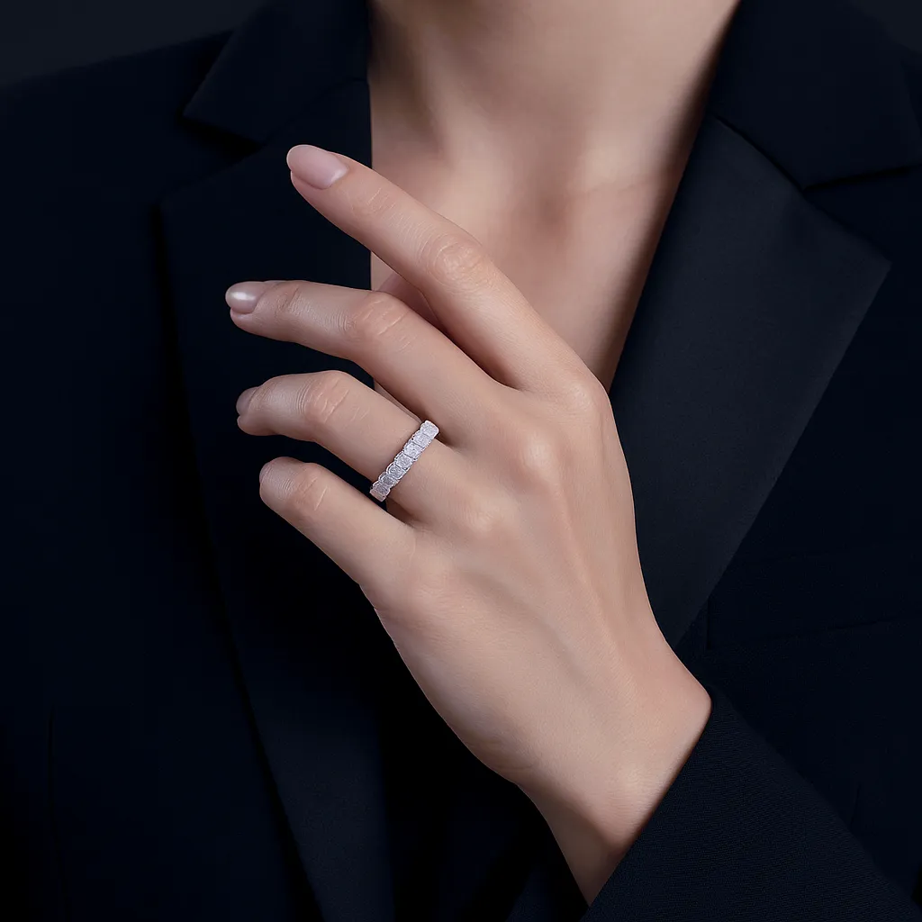 Moissanite Classic Women Ring - INNER LIGHT SHINE