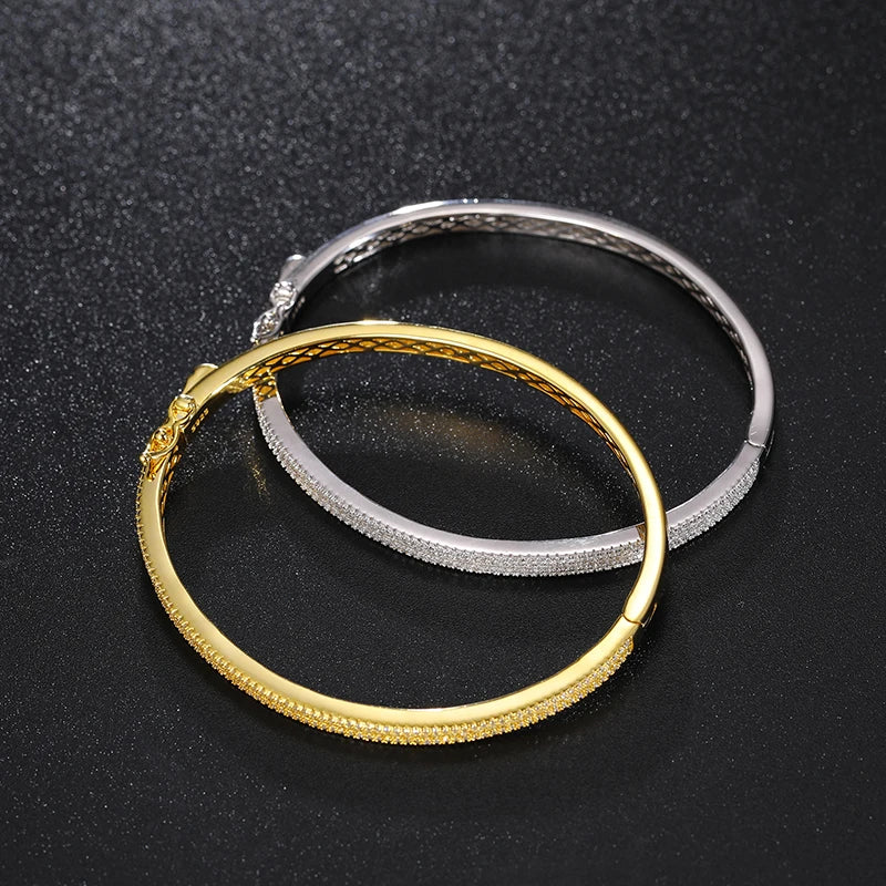 Silver 925 Moissanite Bangle Bracelet - INNER LIGHT SHINE
