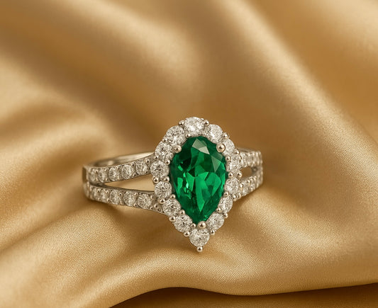 Cultivated Emerald Color and Moissanite Rings for Women - INNER LIGHT SHINE 