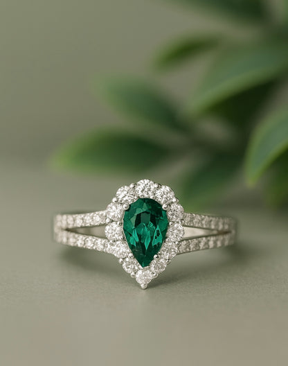 Cultivated Emerald Color and Moissanite Rings for Women - INNER LIGHT SHINE 