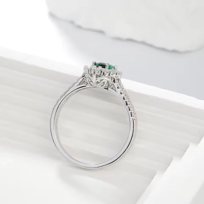 Cultivated Emerald Color and Moissanite Rings for Women - INNER LIGHT SHINE 